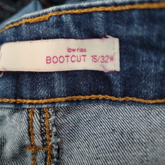 Junior's "SO"  Low Rise Bootcut Jeans. Size 15 / 32 EUC - Picture 7 of 10